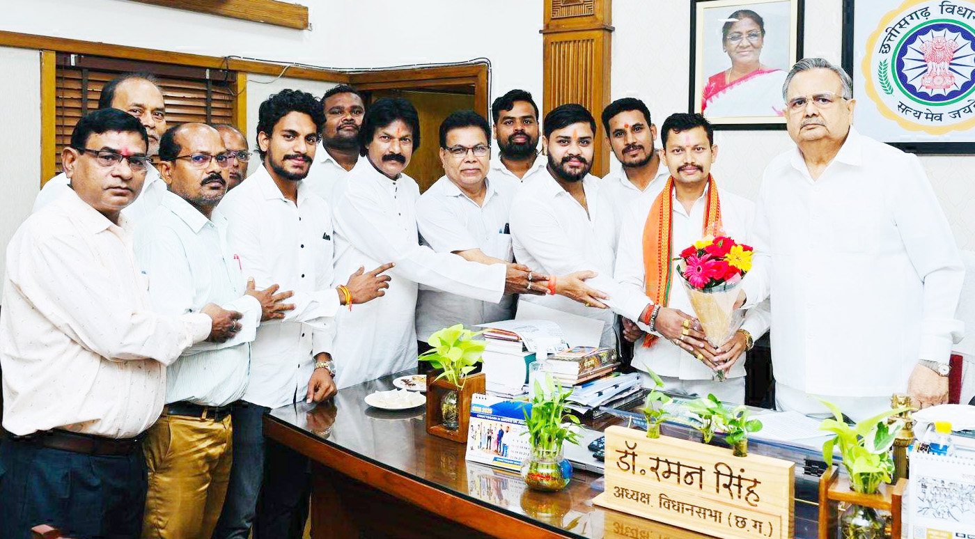 केंद्रीय विद्यालय के लिए विस अध्यक्ष को सौंपा ज्ञापन