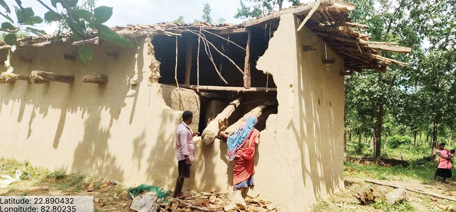  हाथी दल ने मचाया उत्पात, फसल- मकानों को नुकसान