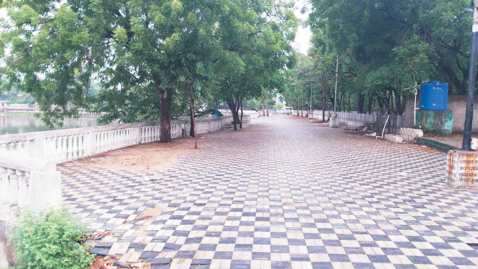 वेटलैंड अथॉरिटी ने करबला तालाब में निर्माण कार्यों पर रोक लगाने कहा