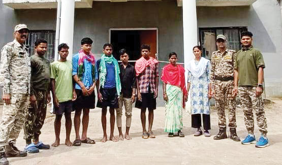 नक्सलियों की साजिश नाकाम, आईईडी बरामद कर नष्ट, 6 संदेही गिरफ्तार