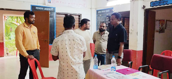 कन्या आश्रम में 5वीं की छात्रा टाई से खिडक़ी में लटकती मिली   