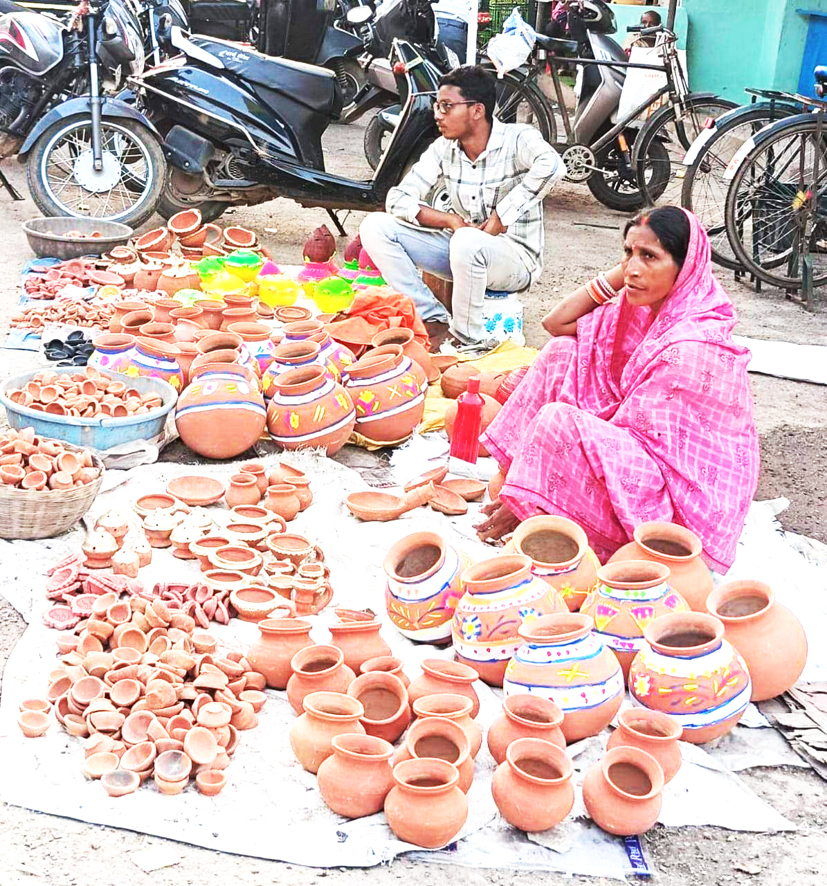 दीपावली पर स्थानीय उत्पाद खरीदें, व्यापार और अर्थव्यवस्था दोनों को दें मजबूती-प्रकाश रोहरा