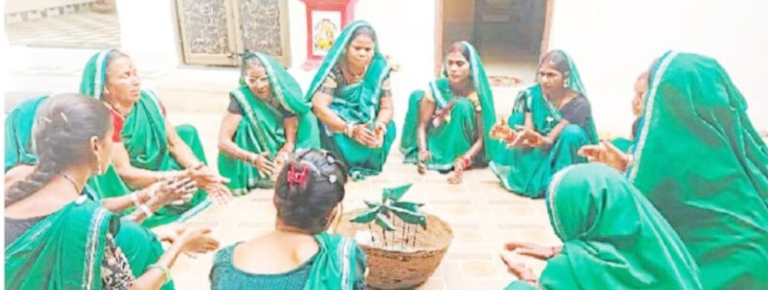 छत्तीसगढ़ी परंपरा की झलक दिखाता सुआ नृत्य, गांव की युवा पीढ़ी संजो रही धरोहर