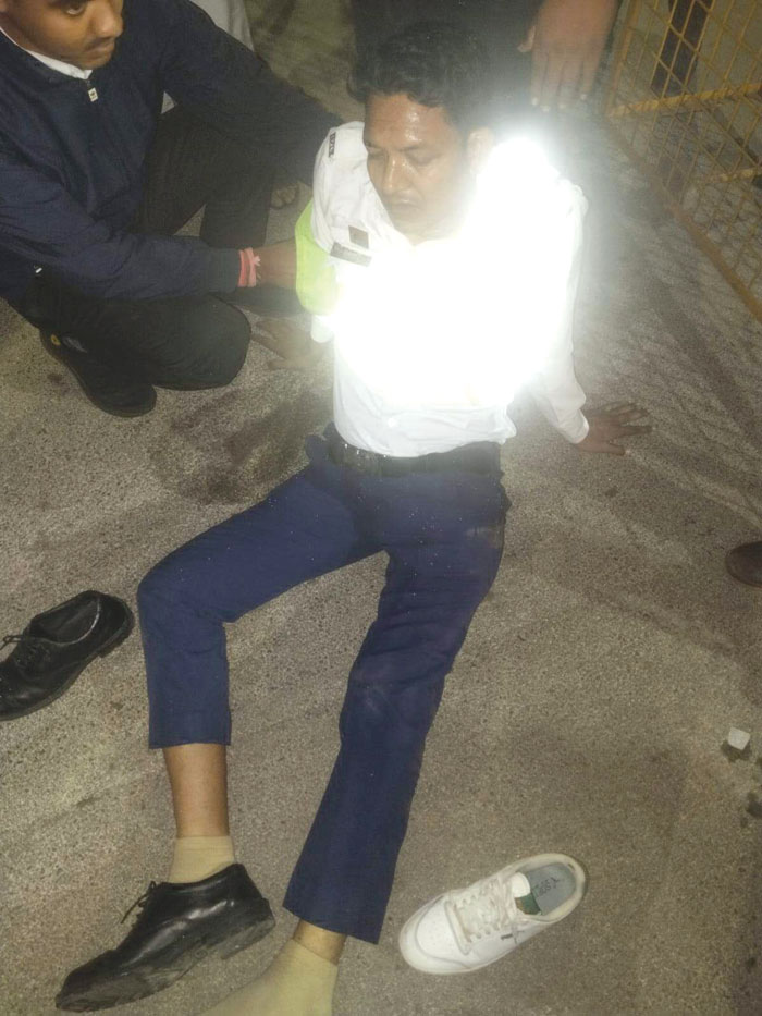 ड्रंक एंड ड्राइव, ट्रैफिक सिपाही का पैर तोड़ा, कार सवार दो युवक गिरफ्तार