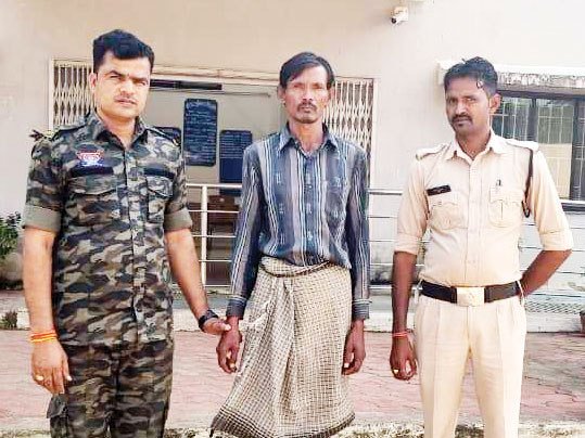 शराब के नशे में महिला नर्स से अभद्रता, आरोपी गिरफ्तार