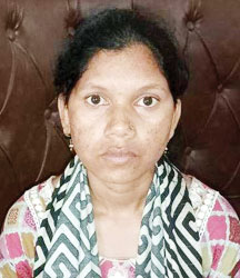 खाद्यान्न स्टॉक में लाखों का गबन, महिला गिरफ्तार