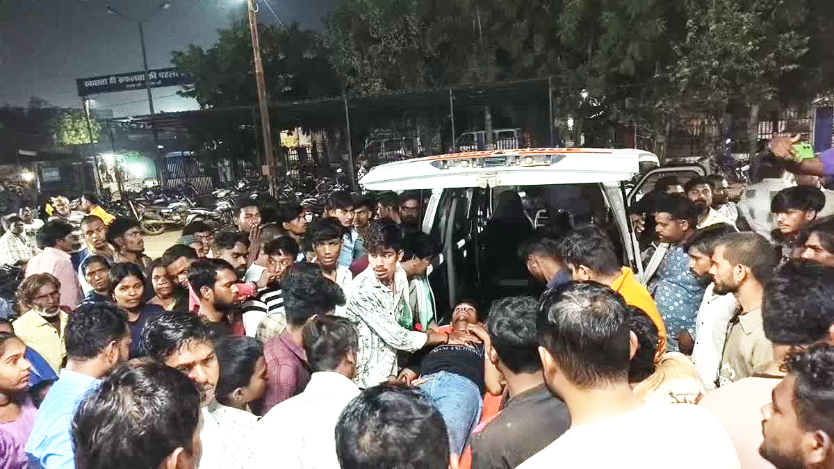 चाकूबाजी, 1 की मौत 2 घायल