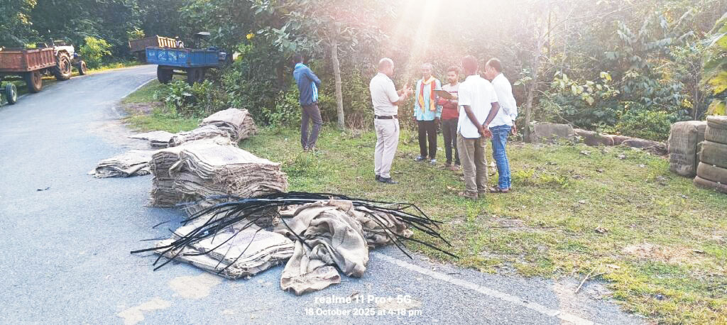 दिनदहाड़े बारदाना चोरी, आरोपी फरार