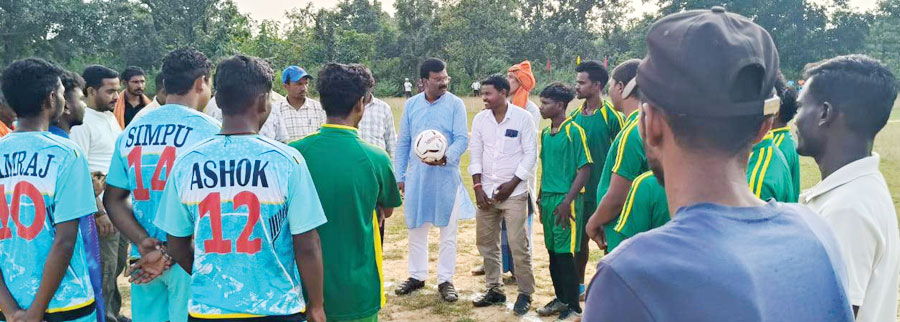 सूर्य प्रकाश फुटबॉल टूर्नामेंट शुरु, खेल प्रेमियों में उत्साह