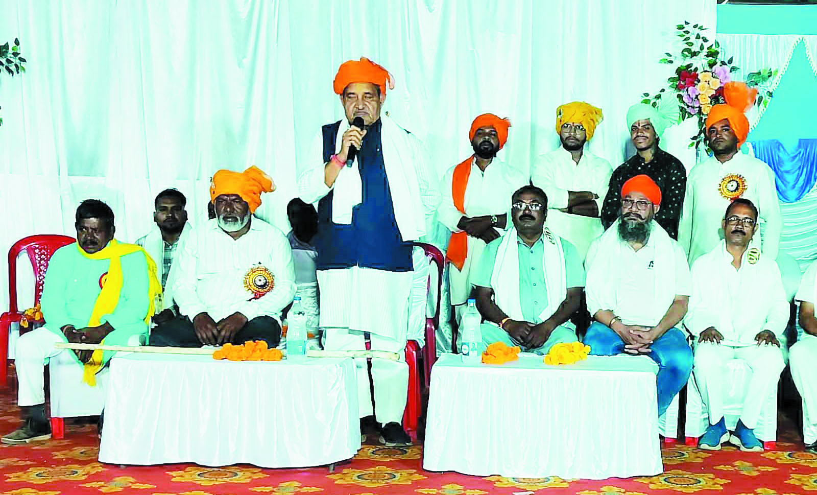 मातर, अन्नकूट पूजा में शामिल हुए धनेंद्र