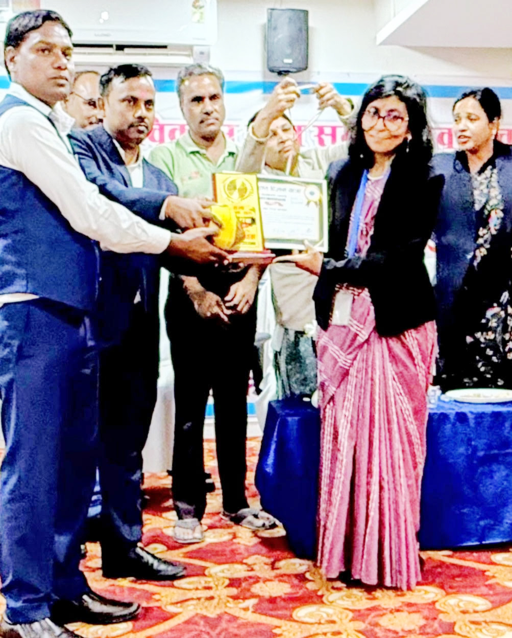 शिक्षिका अंजना को मदर टेरेसा सम्मान