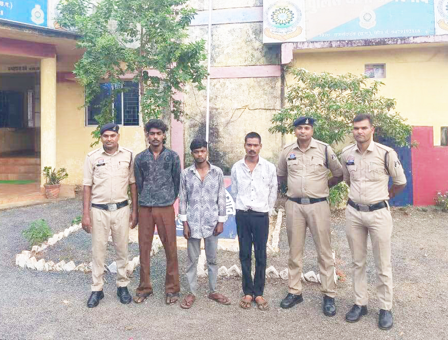 मातर त्यौहार में विवाद-चाकूबाजी, 3 आरोपी गिरफ्तार