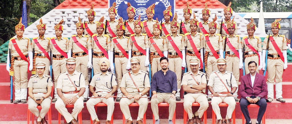 संभाग स्तरीय महिला नगर सैनिकों का बुनियादी प्रशिक्षण समापन-दीक्षांत समारोह