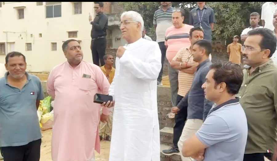 सिंहदेव ने मां के नाम निर्मित पैलेस घाट का किया निरीक्षण