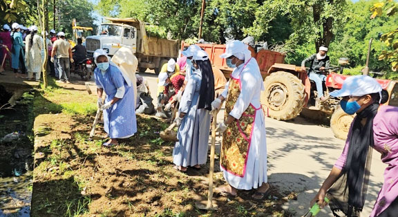 शिवाजी वार्ड में चला स्वच्छता अभियान