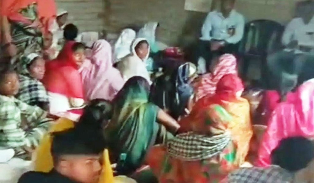 धर्मसभा के नाम पर धर्मांतरण की कोशिश, पति-पत्नी सहित छह के खिलाफ एफआईआर  