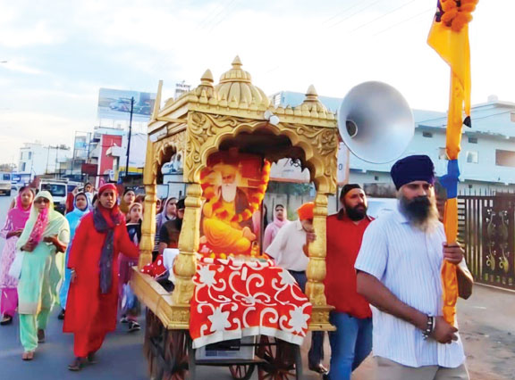 गुरुनानक देव के प्रकाश पर्व की तैयारी, प्रभात फेरी शुरु
