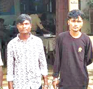 चाकू दिखाकर डराने-धमकाने वाले 2 आरोपी गिरफ्तार