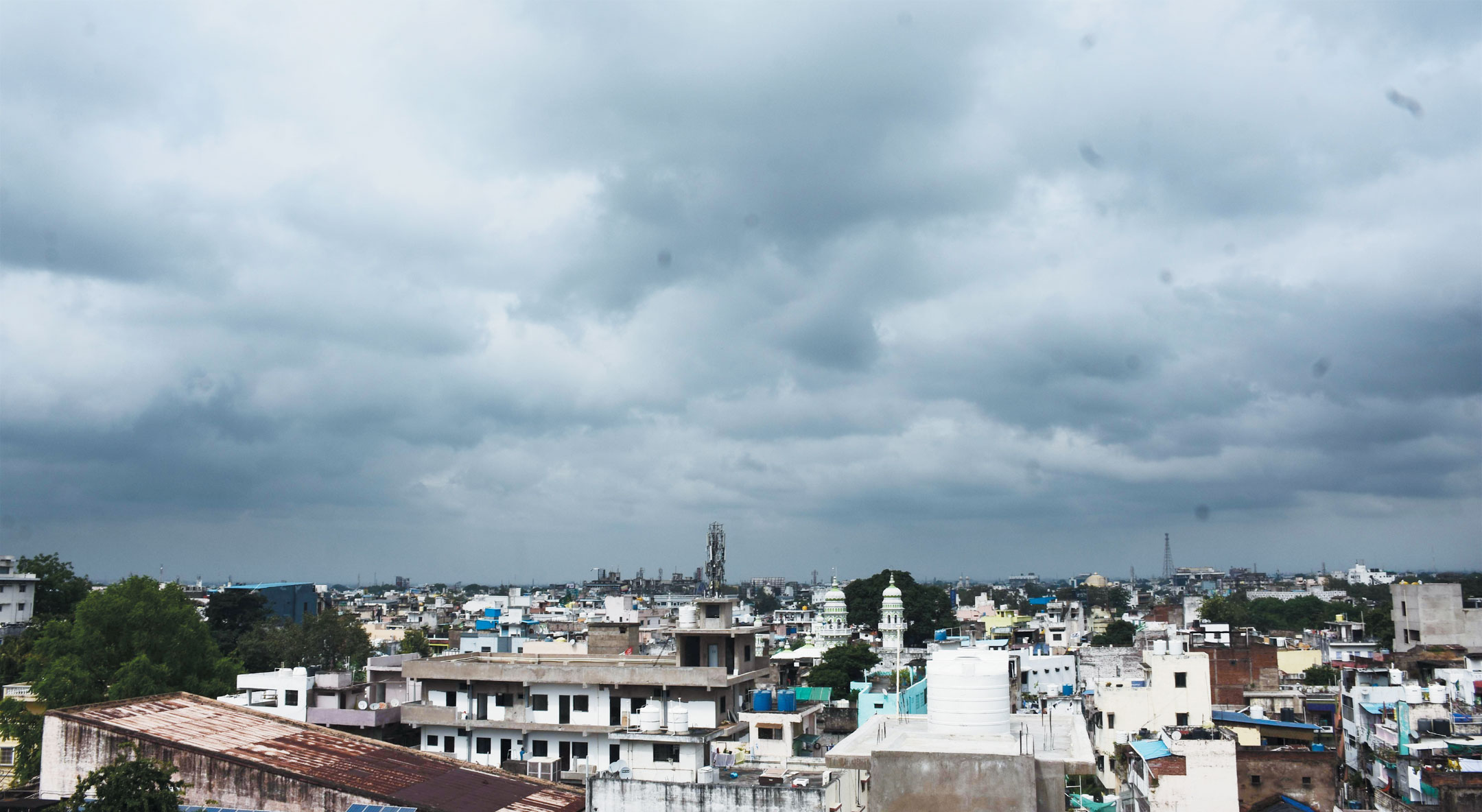  तूफान मोंथा टकराया, कल बस्तर में भारी बारिश की चेतावनी