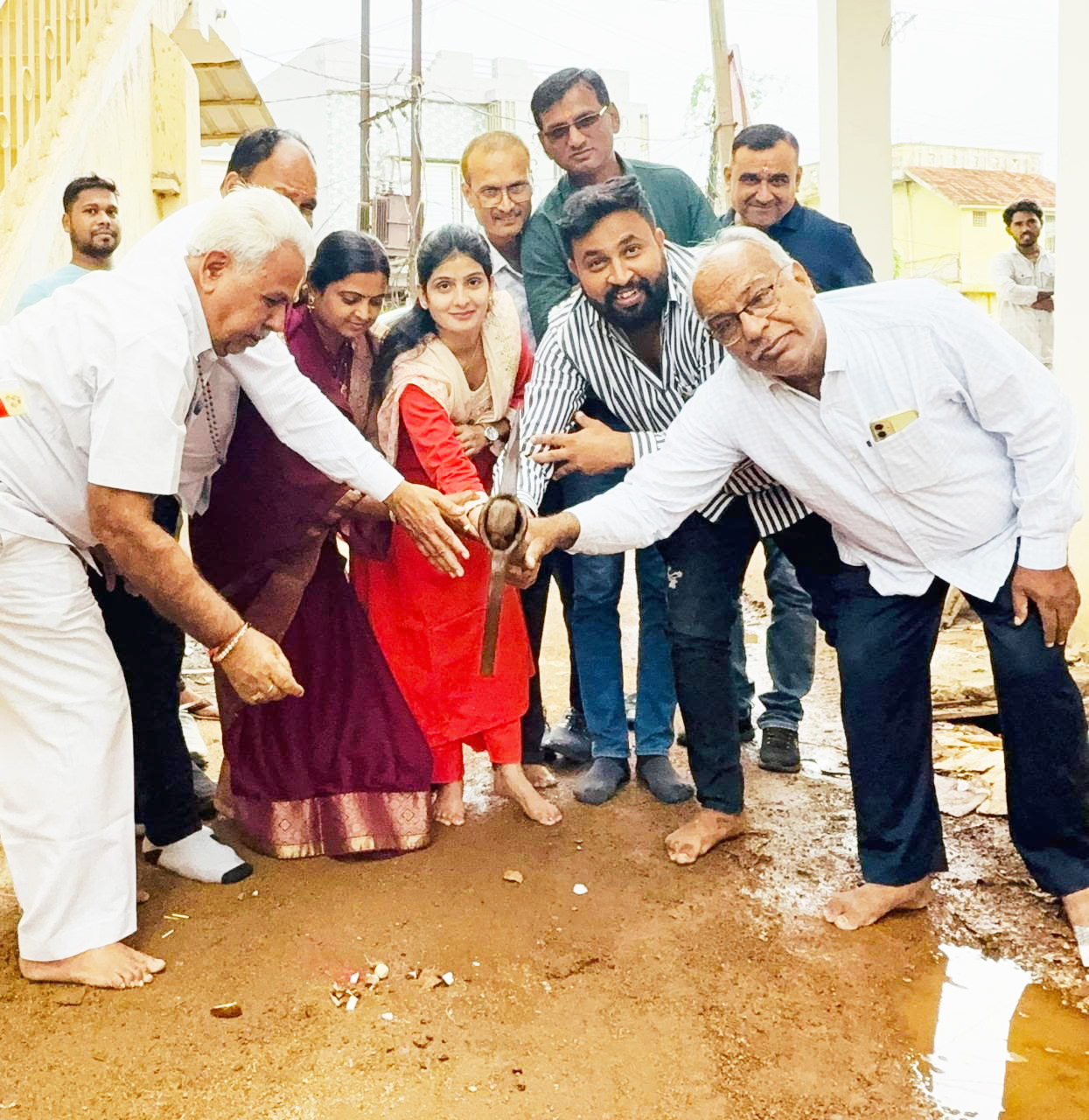 सीसी रोड निर्माण का भूमिपूजन