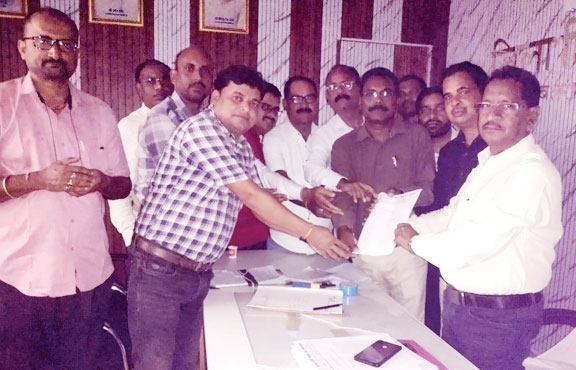 शिक्षकों का डेटा हो रहा लीक, फर्जी कॉल कर ब्लैकमेलिंग की कोशिश