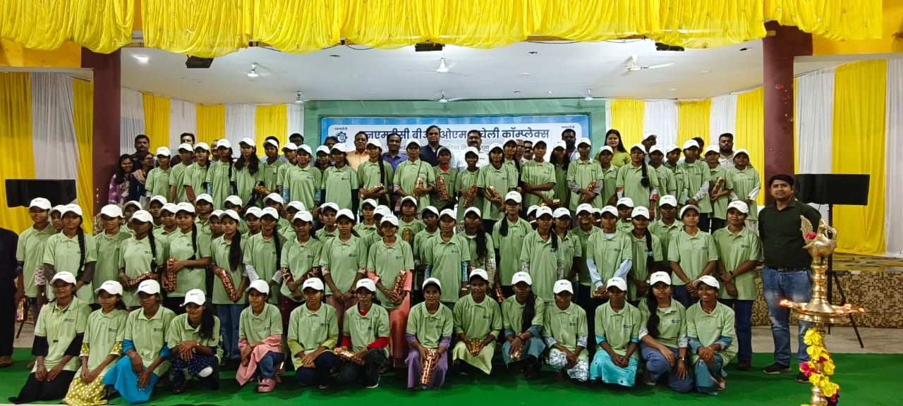 एनएमडीसी की पहल से आदिवासी बालिकाओं को मिली नई दिशा 