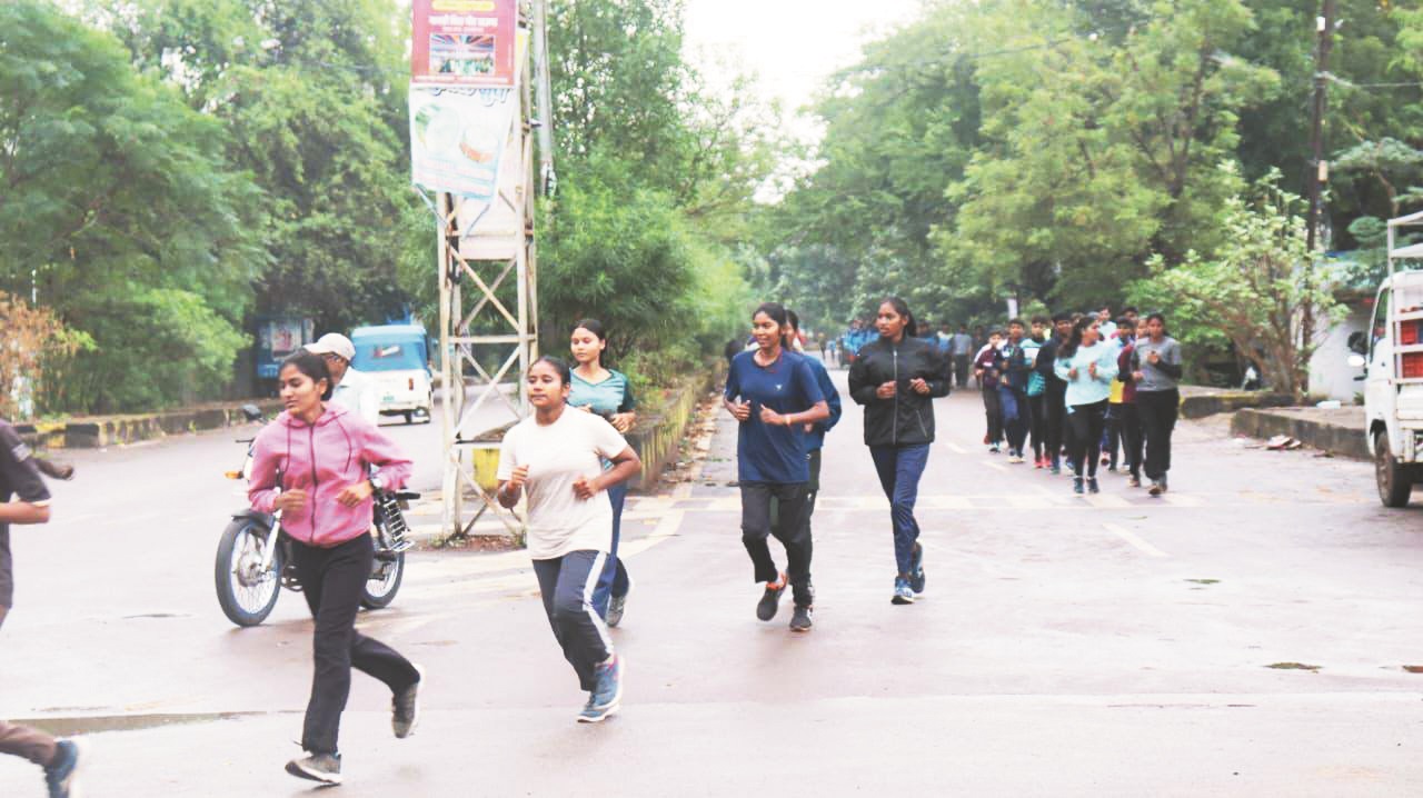 राष्ट्रीय एकता दौड़ में सैकड़ों ने लिया हिस्सा