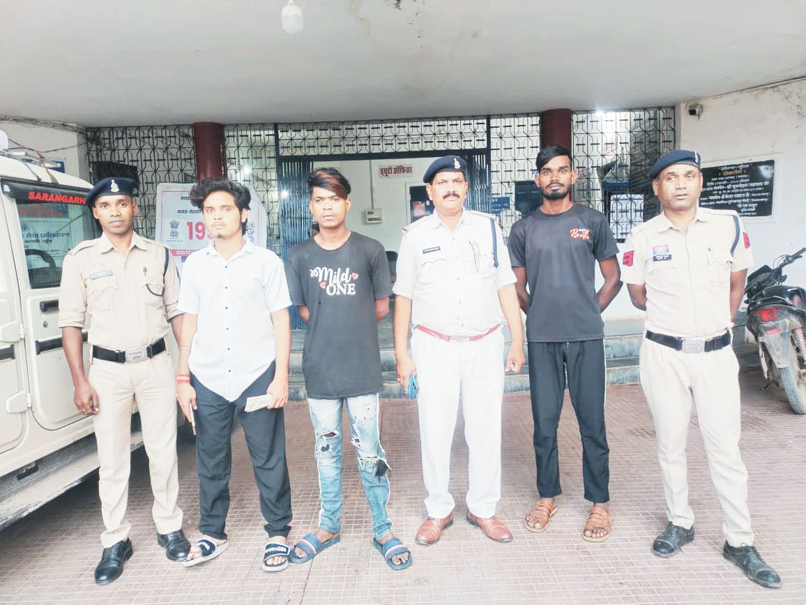 लूट के तीन आरोपी कुछ ही घंटों में गिरफ्तार