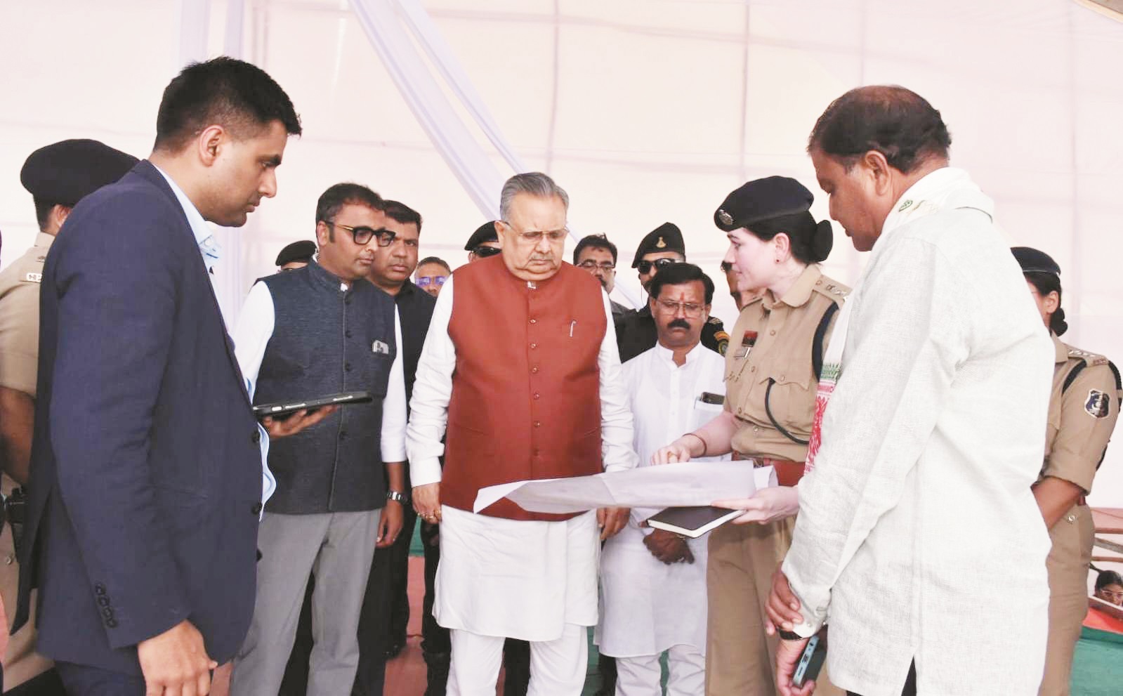 उपराष्ट्रपति का नांदगांव प्रवास, विस अध्यक्ष रमन ने लिया जायजा