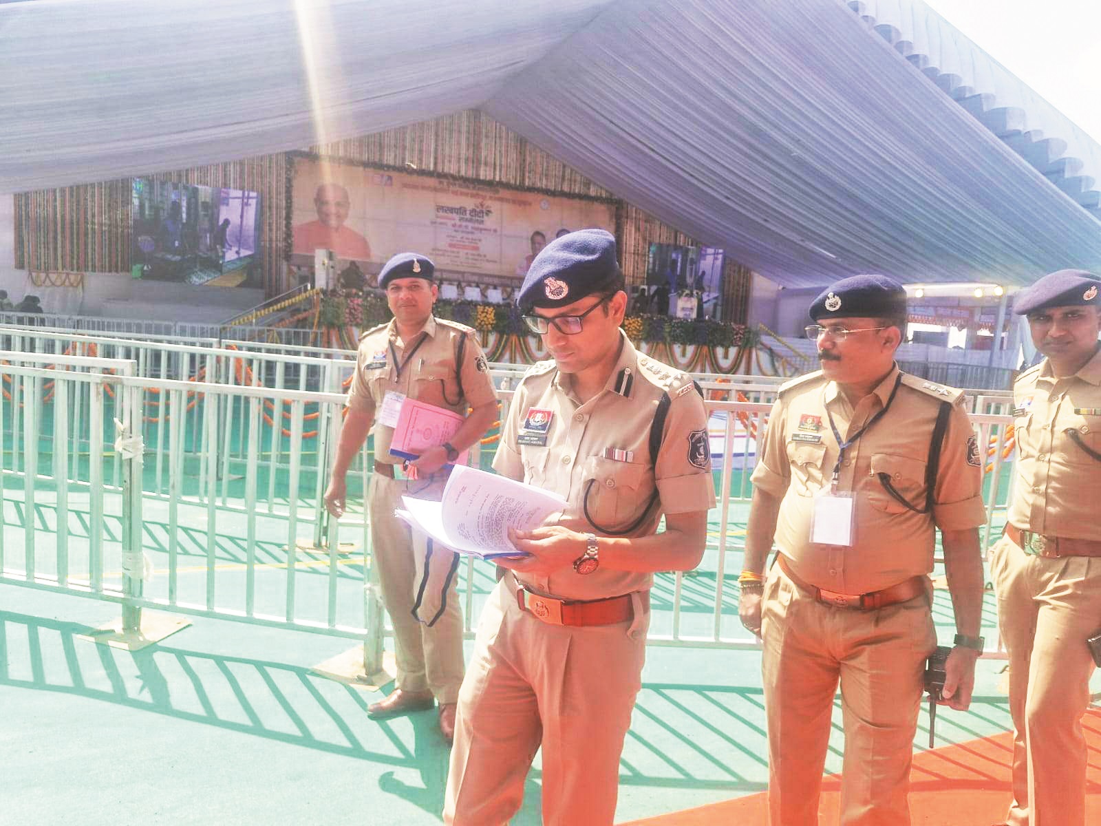 उपराष्ट्रपति की सुरक्षा में आईजी-डीआईजी स्तर के अफसरों ने सम्हाली कमान