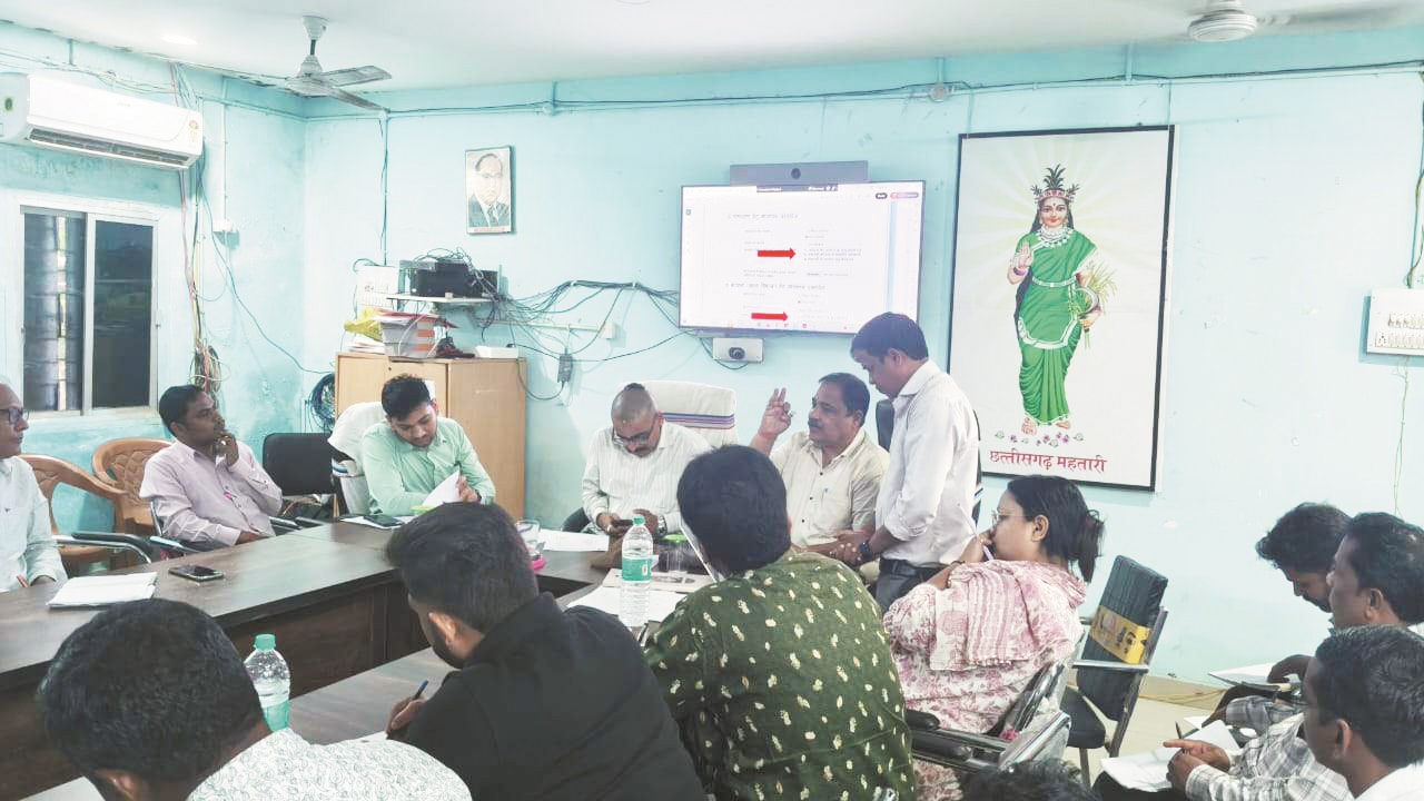 एसडीएम ने सांसद खेल महोत्सव और अविवादित फौती नामांतरण को लेकर बैठक ली