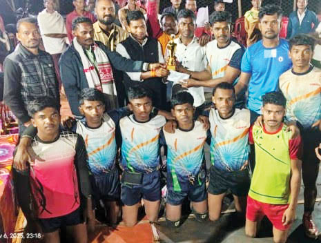 कबड्डी स्पर्धा में कोटियागुड़ा की टीम विजेता