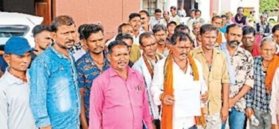 अवैध शराब और गांजा बिक्री से खुड़मुड़ी के ग्रामीण परेशान, स्थाई शराबबंदी की मांग तेज