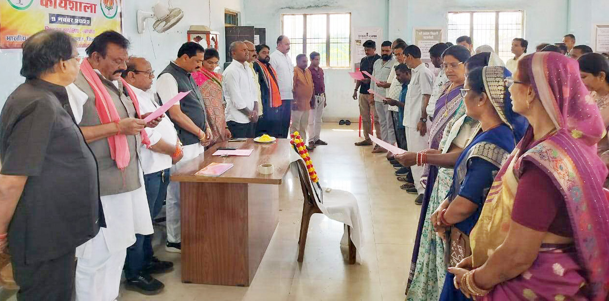 वन्दे मातरम् के 150 वर्ष पूर्ण होने पर  स्मरणोत्सव, शामिल हुए विधायक