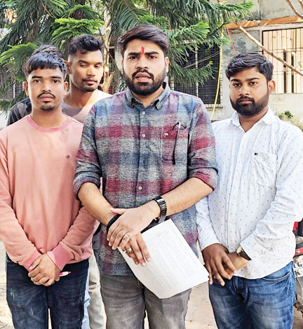 विद्यार्थियों के परिणाम में सुधार के नाम पर वसूली के आरोप