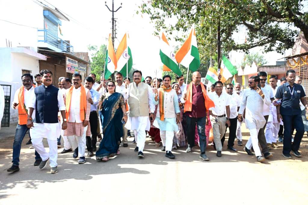 कोटा से निकला यूनिटी मार्च, साहू ने दिखाई हरी झंडी