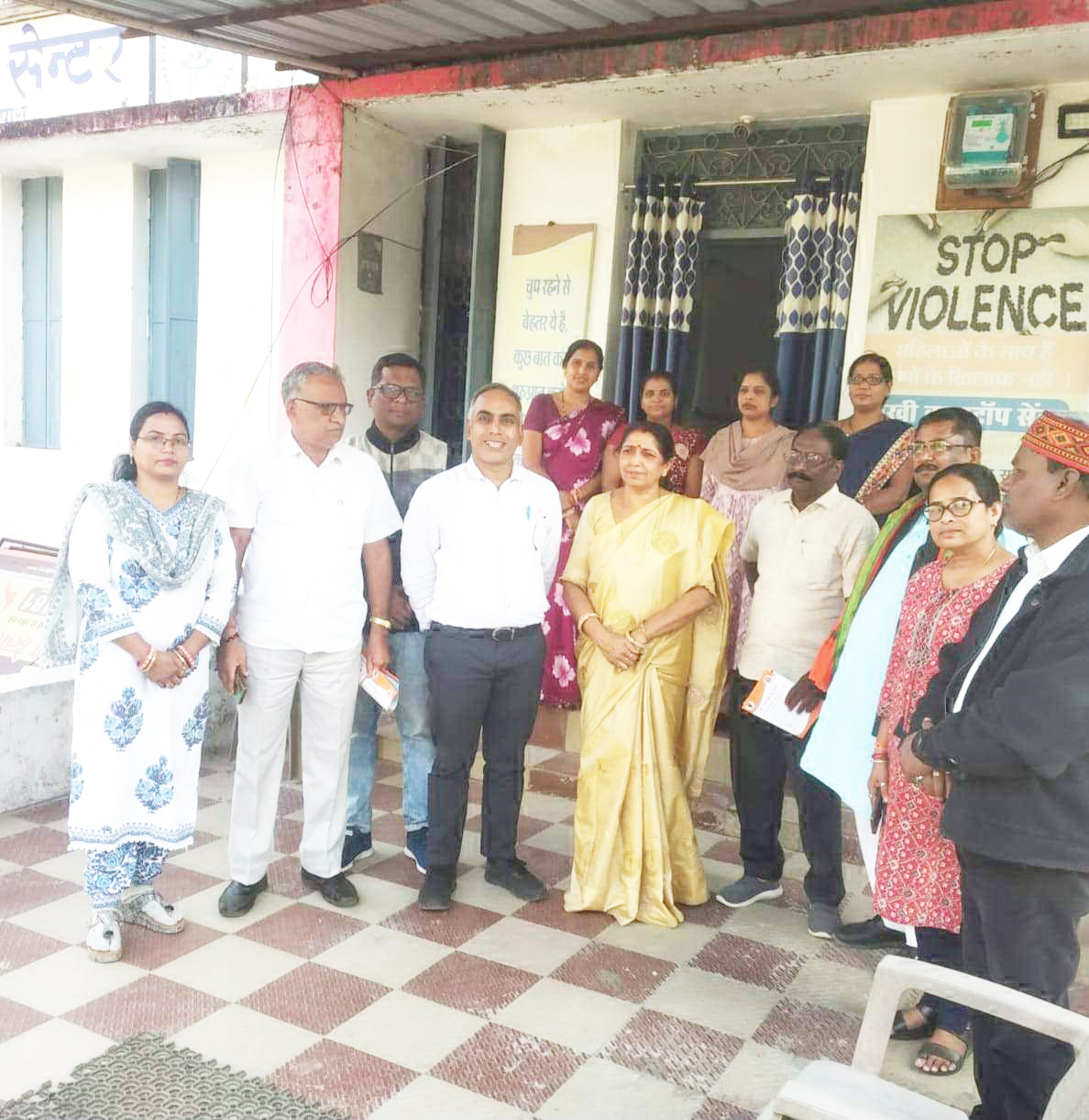 महिला आयोग की सदस्य ने सखी वन स्टॉप सेंटर का किया निरीक्षण