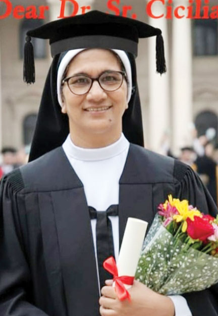  चावरा स्कूल की प्राचार्या सिस्टर सिसिलिया को पीएचडी