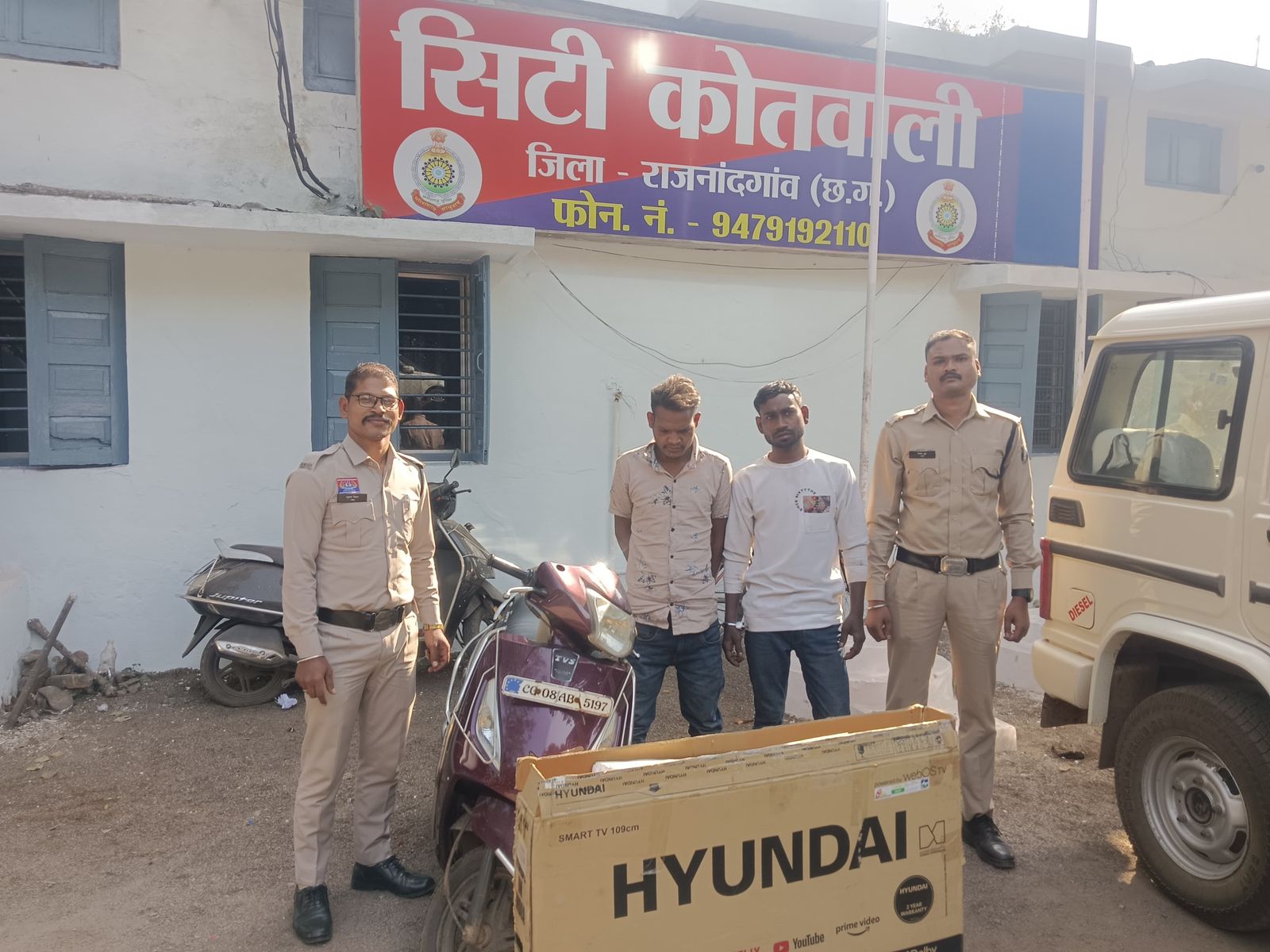 एलईडी टीवी चोरी, आरोपी गिरफ्तार