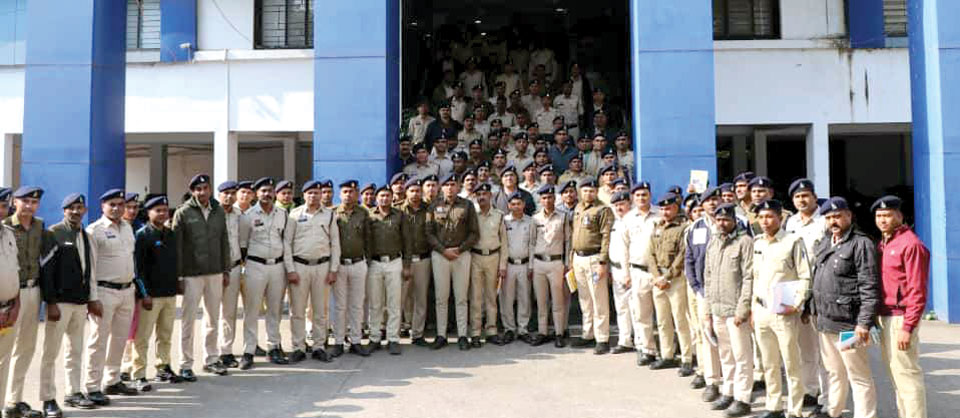 17 जिलों के 450 कर्मियों को 112 की ट्रेनिंग