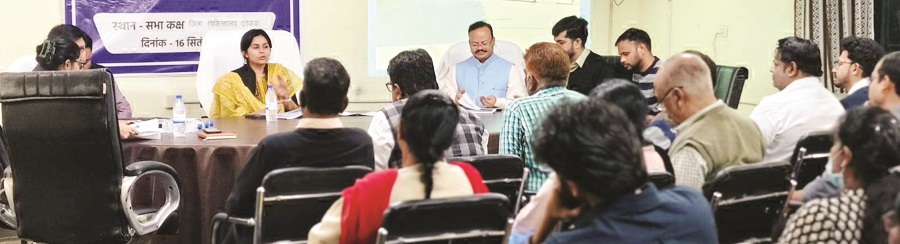 मित्रवत व्यवहार करें डॉक्टर- आयुक्त