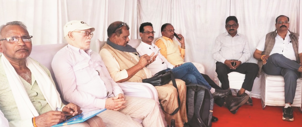 सरकार नहीं जागी तो हजारों बुनकर होंगे बेरोजगार