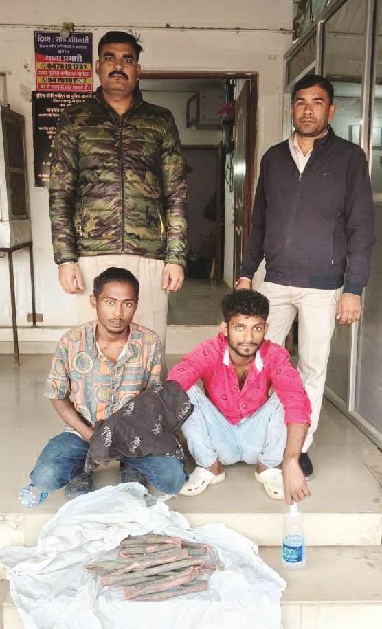 तांबा पाइप चोरी के दो मामले, दो आरोपी गिरफ्तार