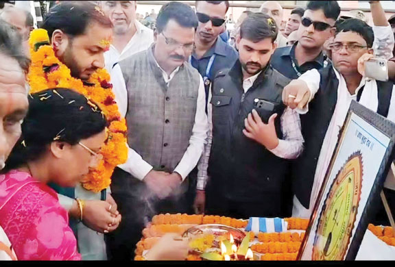 बूढ़ा देव महोत्सव की धूम, उमड़ा जनसैलाब