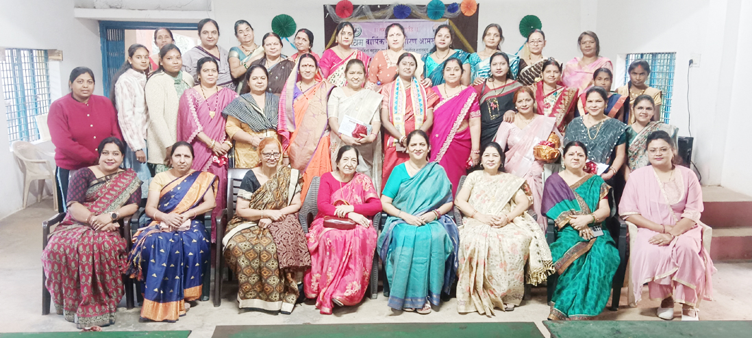 सहकारी महिला समिति की पांचवीं आम सभा की बैठक