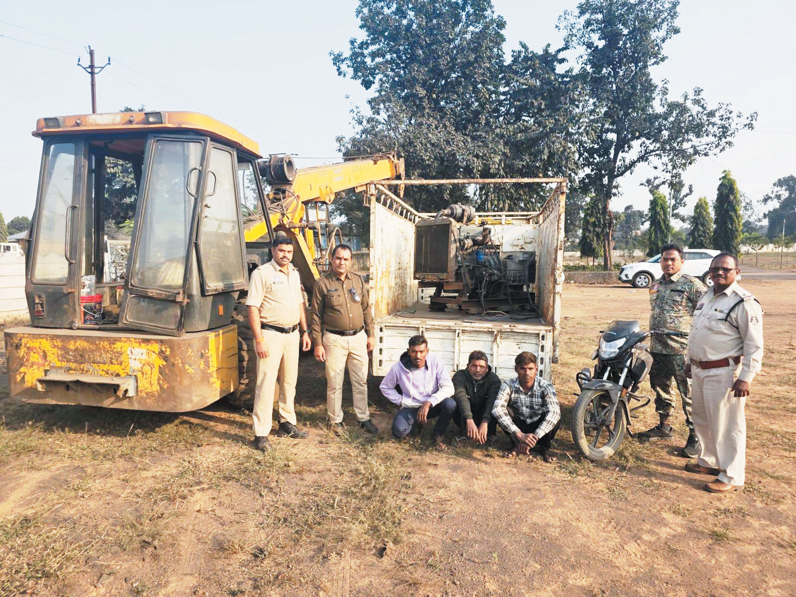 टावर से जनरेटर चोरी, 3 गिरफ्तार