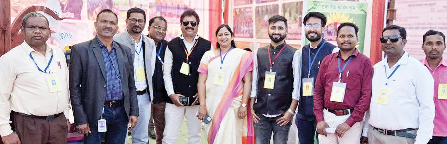  जिला स्तरीय कार्यक्रम में शिक्षा विभाग की प्रदर्शनी