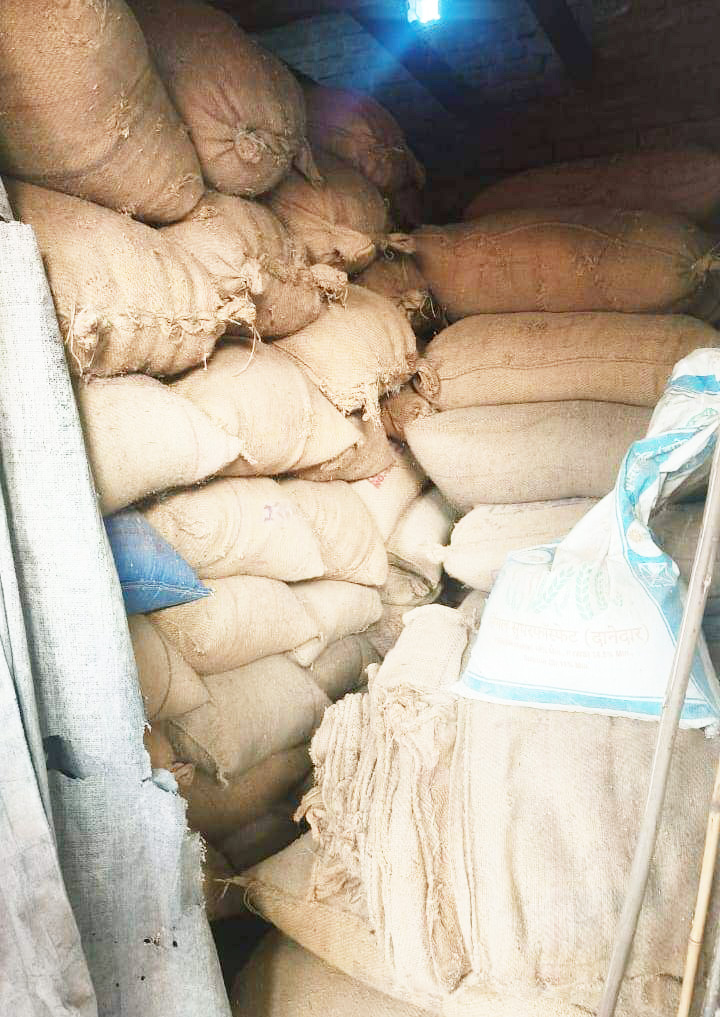 951 बोरी अवैध धान जब्त