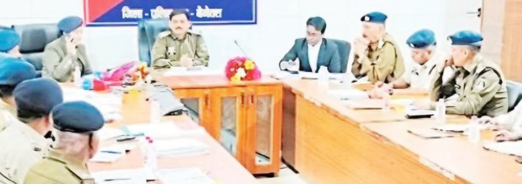 तबादले के दो माह बाद भी लिपिक रिलीव नहीं, सीएमओ को नोटिस