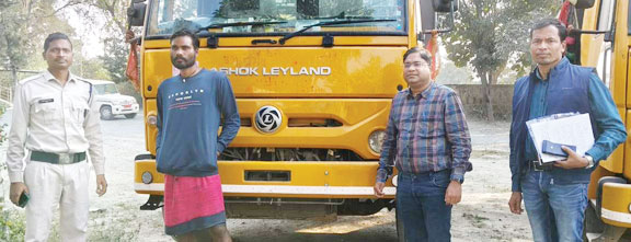  रेत का अवैध उत्खनन-परिवहन, टिप्पर जब्त